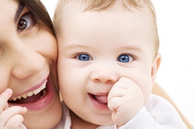 baby and mom close up